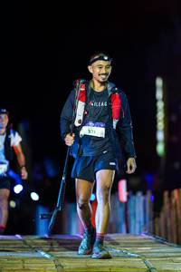 BIB: 221
                            <button type="button" onclick="openModal(19040090)" class="btn btn-primary btn-sm float-right btn-popup" data-toggle="modal" data-target=".modal-high-quality">
                        <i class="fas fa-shopping-cart"></i> Add to Cart
                    </button>
                                            <button type="button" onclick="isThisMe(19040090, true)" class="btn btn-success btn-sm float-right btn-popup btn-isme hidden" data-toggle="tooltip" data-placement="bottom" title="นี่คือรูปของคุณใช่ไหม คลิกที่นี่เพื่อเอาเข้าอัลบั้ม">
                        <i class="fas fa-plus"></i> Add to album
                    </button>
                    <button type="button" onclick="isThisMe(19040090, false)" class="btn btn-warning btn-sm float-right btn-popup btn-isnotme hidden">
                        <i class="fas fa-ban"></i> Remove from album
                    </button>